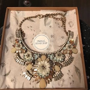 Pastel Chloe and Isabel statement necklace